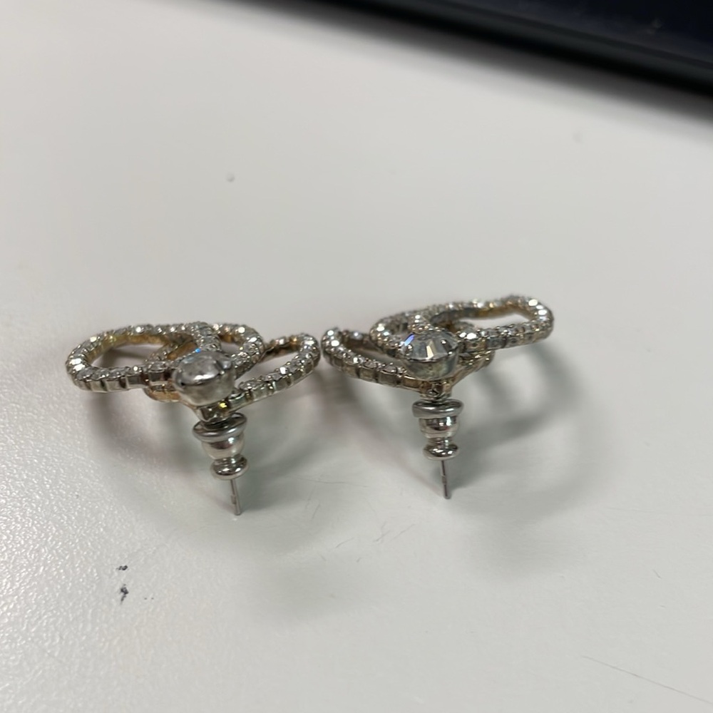 Diamond earrings - Picture 4 of 6